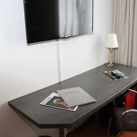 Parkhotel David / Basel