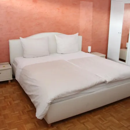Parkhotel David / Basel