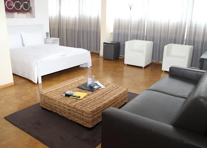 فندق Parkhotel David / Basel